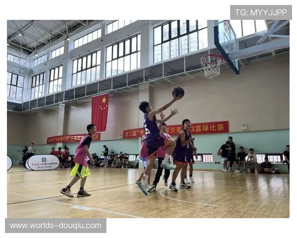 斗球体育:推动社区体育普及,促进居民身心健康的理想选择 斗球体育:推动社区体育普及,促进居民身心健康的理想选择